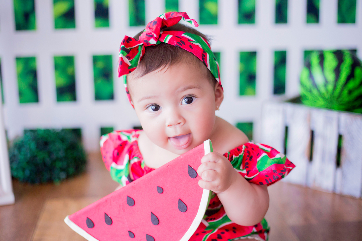 acompanhamento mensal de bebe caxias do sul figurino cenario tematico  personagem foto infantil serra gaucha fotografia familia mundo azul rosa ensaio fotografico crianca newborn baby menino menina smash the cake esmague o bolo banheira urso circo