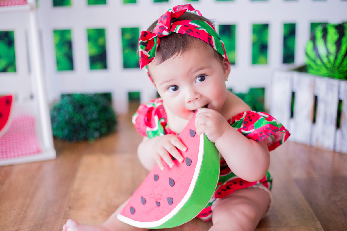 acompanhamento mensal de bebe caxias do sul figurino cenario tematico  personagem foto infantil serra gaucha fotografia familia mundo azul rosa ensaio fotografico crianca newborn baby menino menina smash the cake esmague o bolo banheira urso circo
