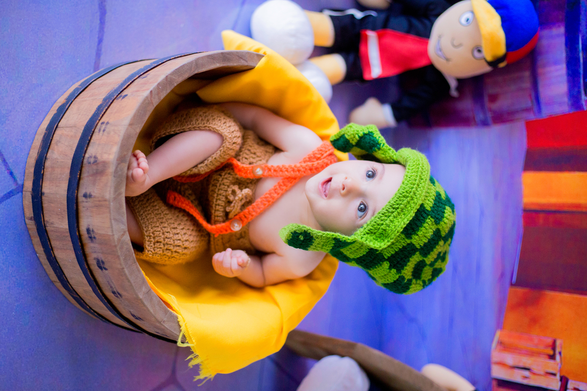acompanhamento mensal de bebe caxias do sul figurino cenario tematico  personagem foto infantil serra gaucha fotografia familia mundo azul rosa ensaio fotografico crianca newborn baby menino menina smash the cake esmague o bolo banheira urso circo