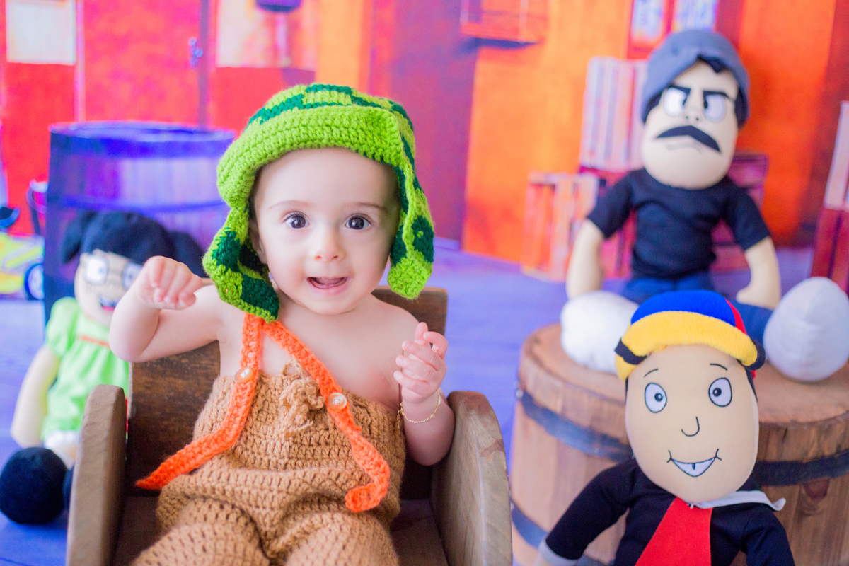 acompanhamento mensal de bebe caxias do sul figurino cenario tematico  personagem foto infantil serra gaucha fotografia familia mundo azul rosa ensaio fotografico crianca newborn baby menino menina smash the cake esmague o bolo banheira urso circo