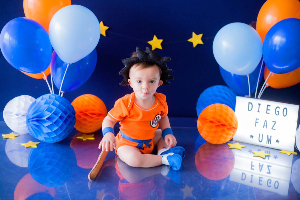 acompanhamento mensal de bebe caxias do sul figurino cenario tematico  personagem foto infantil serra gaucha fotografia familia mundo azul rosa ensaio fotografico crianca newborn baby menino menina smash the cake esmague o bolo banheira urso circo