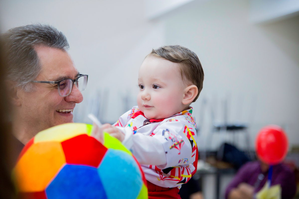 acompanhamento mensal de bebe caxias do sul figurino cenario tematico  personagem foto infantil serra gaucha fotografia familia mundo azul rosa ensaio fotografico crianca newborn baby menino menina smash the cake esmague o bolo banheira urso circo