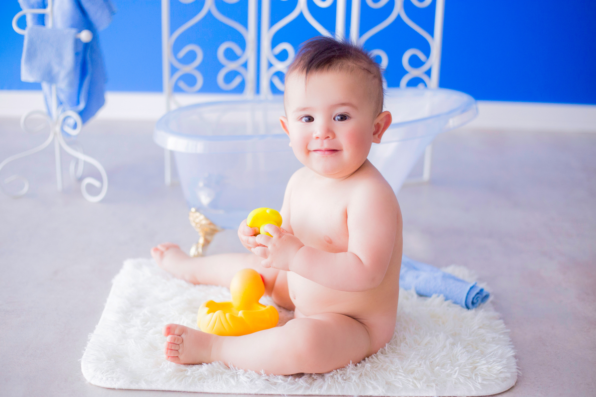 acompanhamento mensal de bebe caxias do sul figurino cenario tematico  personagem foto infantil serra gaucha fotografia familia mundo azul rosa ensaio fotografico crianca newborn baby menino menina smash the cake esmague o bolo banheira urso circo