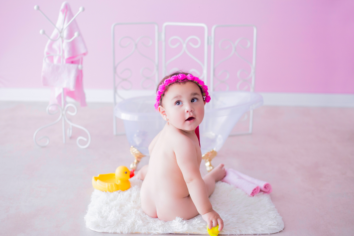 acompanhamento mensal de bebe caxias do sul figurino cenario tematico  personagem foto infantil serra gaucha fotografia familia mundo azul rosa ensaio fotografico crianca newborn baby menino menina smash the cake esmague o bolo banheira urso circo