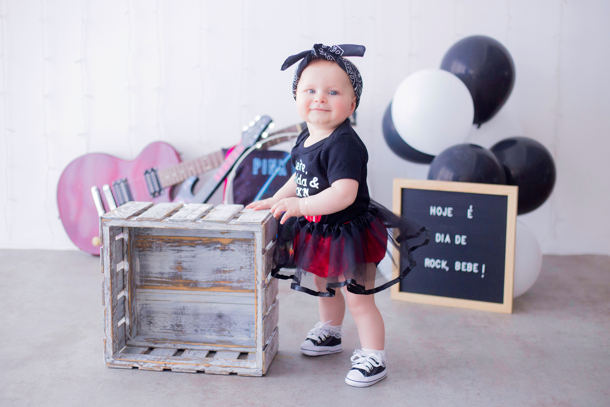 acompanhamento mensal de bebe caxias do sul figurino cenario tematico  personagem foto infantil serra gaucha fotografia familia mundo azul rosa ensaio fotografico crianca newborn baby menino menina smash the cake esmague o bolo banheira urso circo