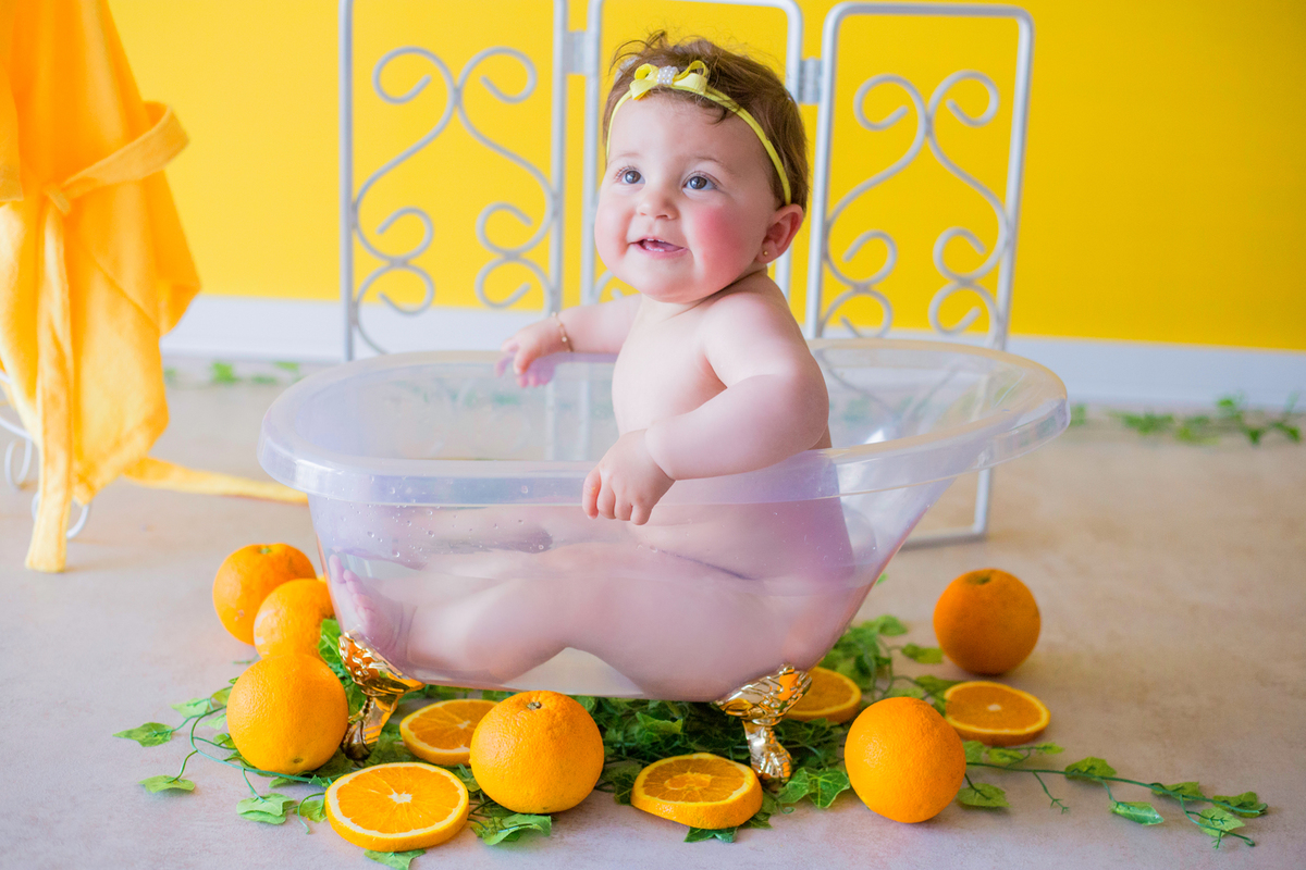 acompanhamento mensal de bebe caxias do sul figurino cenario tematico  personagem foto infantil serra gaucha fotografia familia mundo azul rosa ensaio fotografico crianca newborn baby menino menina smash the cake esmague o bolo banheira urso circo