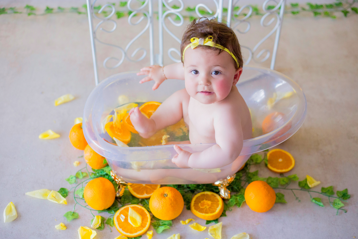 acompanhamento mensal de bebe caxias do sul figurino cenario tematico  personagem foto infantil serra gaucha fotografia familia mundo azul rosa ensaio fotografico crianca newborn baby menino menina smash the cake esmague o bolo banheira urso circo