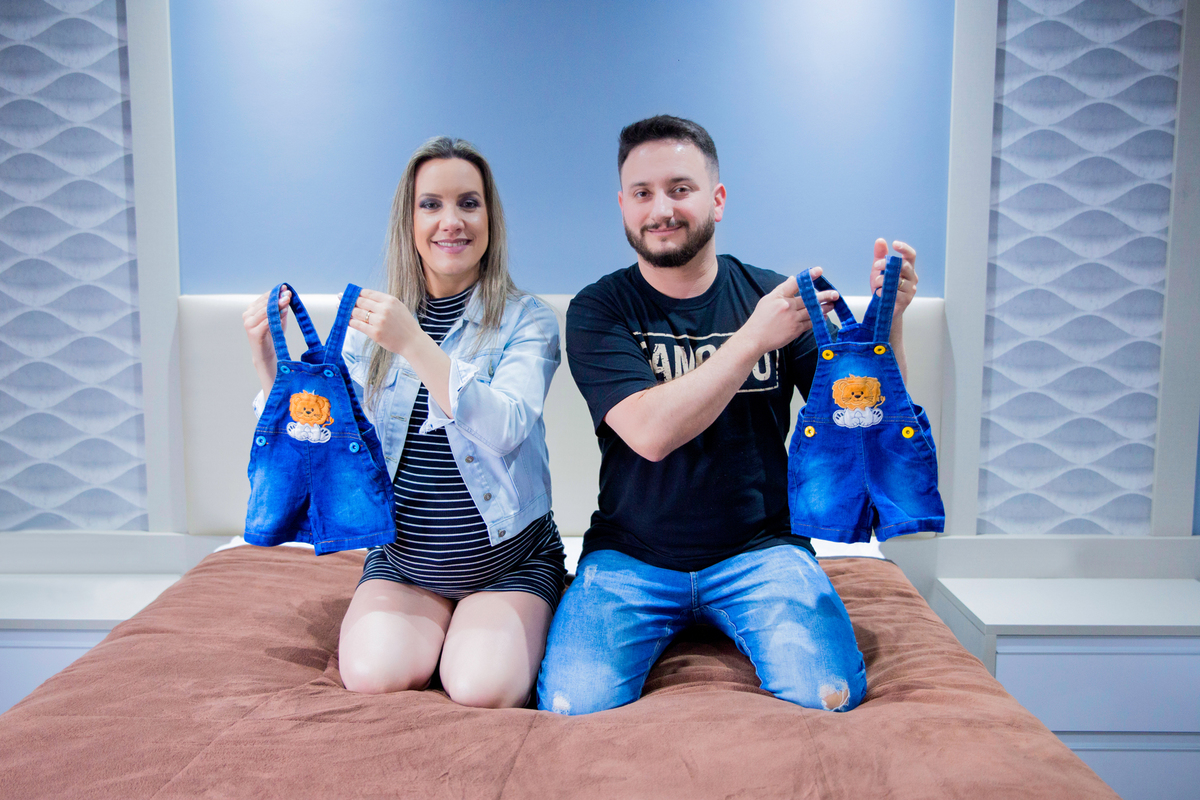 acompanhamento mensal de bebe caxias do sul figurino cenario tematico  personagem foto infantil serra gaucha fotografia familia mundo azul rosa ensaio fotografico crianca newborn baby menino menina smash the cake esmague o bolo banheira urso circo
