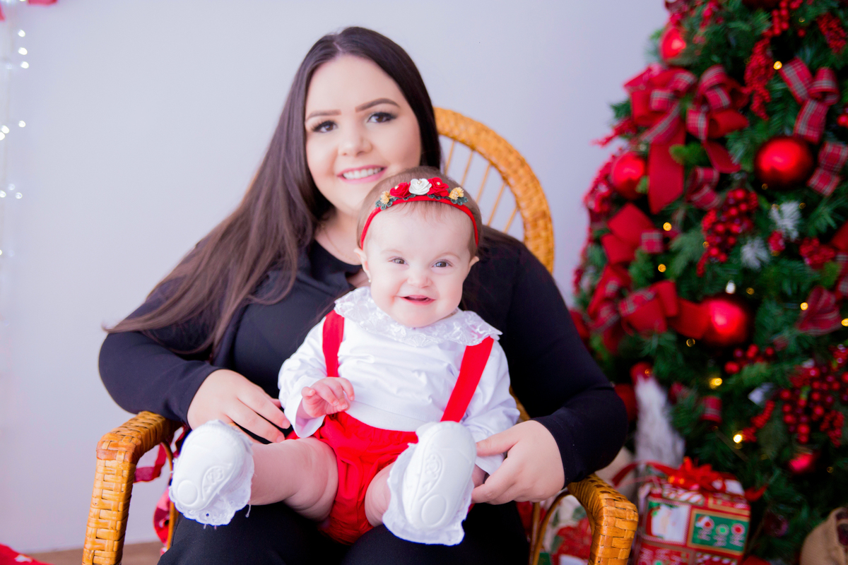 acompanhamento mensal de bebe caxias do sul figurino cenario tematico  personagem foto infantil serra gaucha fotografia familia mundo azul rosa ensaio fotografico crianca newborn baby menino menina smash the cake esmague o bolo banheira urso circo