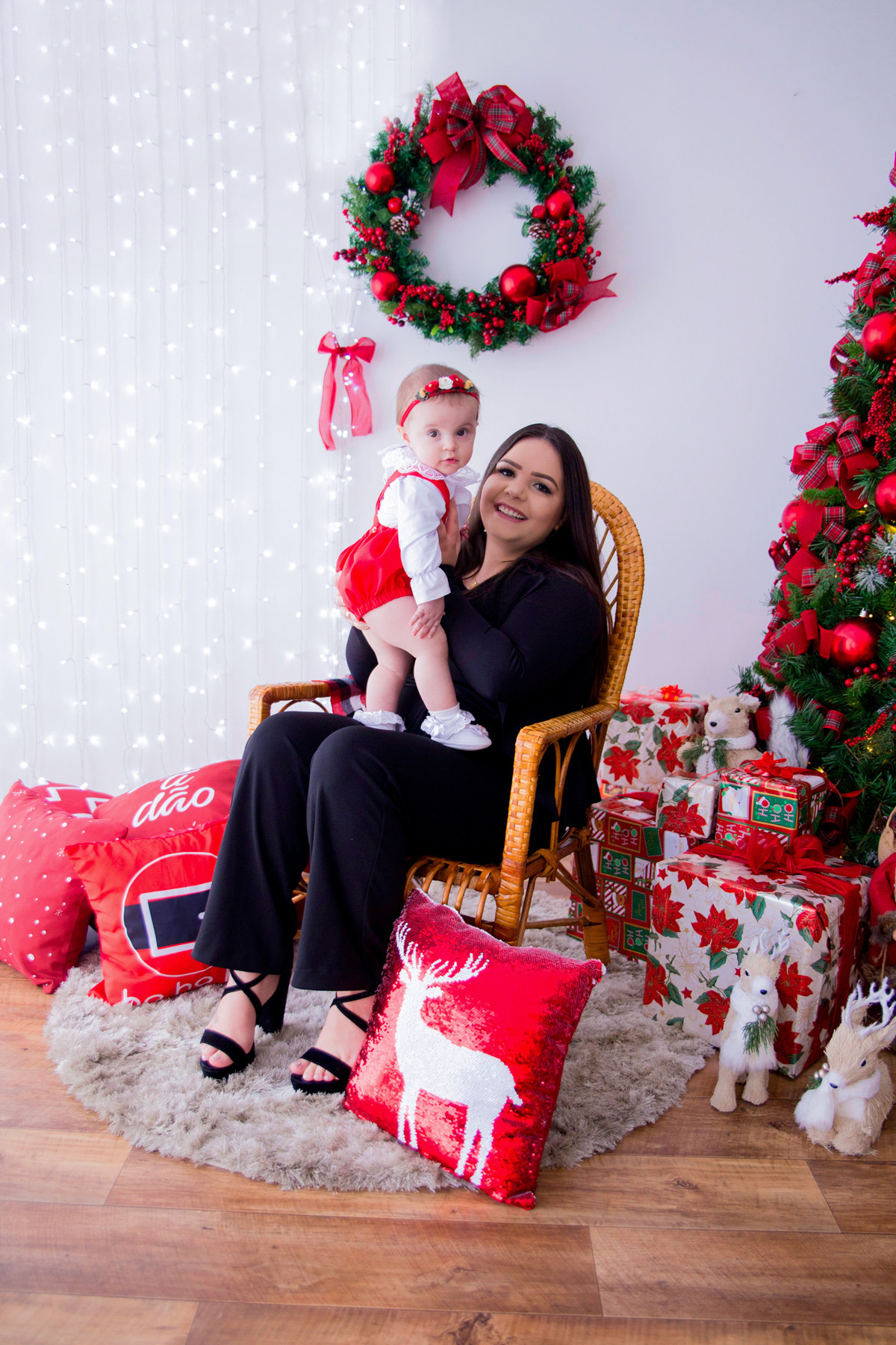 acompanhamento mensal de bebe caxias do sul figurino cenario tematico  personagem foto infantil serra gaucha fotografia familia mundo azul rosa ensaio fotografico crianca newborn baby menino menina smash the cake esmague o bolo banheira urso circo