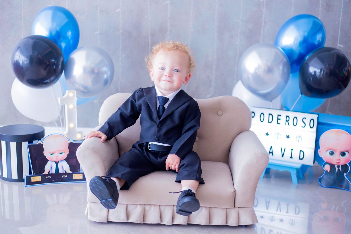 acompanhamento mensal de bebe caxias do sul figurino cenario tematico  personagem foto infantil serra gaucha fotografia familia mundo azul rosa ensaio fotografico crianca newborn baby menino menina smash the cake esmague o bolo banheira urso circo