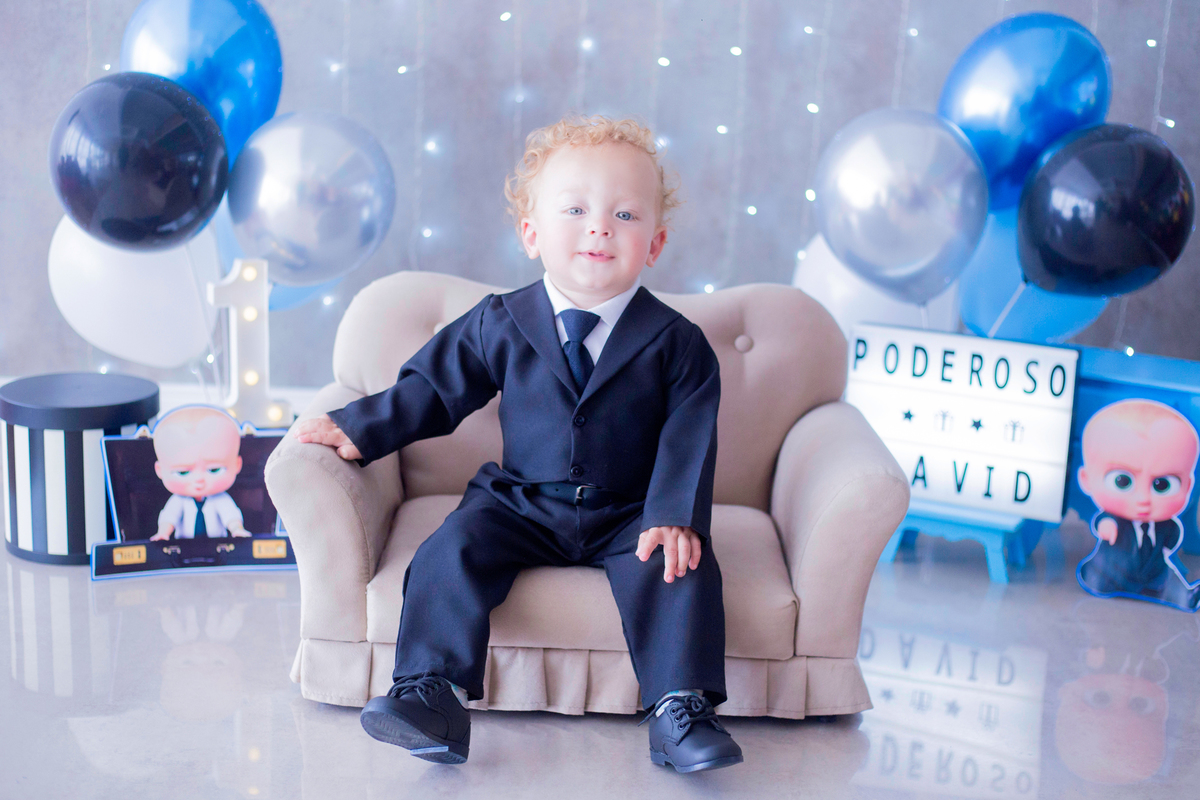 acompanhamento mensal de bebe caxias do sul figurino cenario tematico  personagem foto infantil serra gaucha fotografia familia mundo azul rosa ensaio fotografico crianca newborn baby menino menina smash the cake esmague o bolo banheira urso circo
