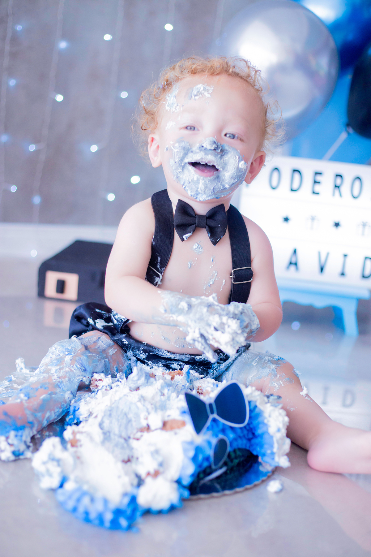 acompanhamento mensal de bebe caxias do sul figurino cenario tematico  personagem foto infantil serra gaucha fotografia familia mundo azul rosa ensaio fotografico crianca newborn baby menino menina smash the cake esmague o bolo banheira urso circo