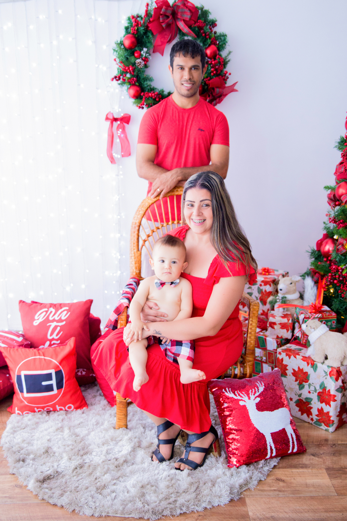 acompanhamento mensal de bebe caxias do sul figurino cenario tematico  personagem foto infantil serra gaucha fotografia familia mundo azul rosa ensaio fotografico crianca newborn baby menino menina smash the cake esmague o bolo banheira urso circo
