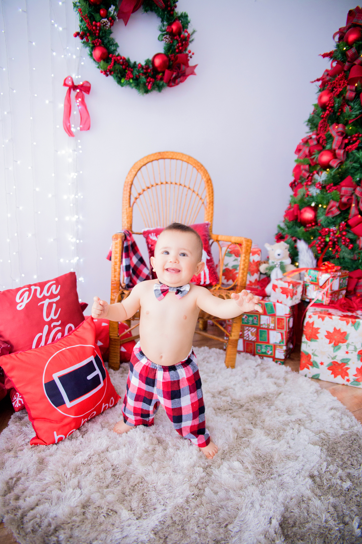 acompanhamento mensal de bebe caxias do sul figurino cenario tematico  personagem foto infantil serra gaucha fotografia familia mundo azul rosa ensaio fotografico crianca newborn baby menino menina smash the cake esmague o bolo banheira urso circo