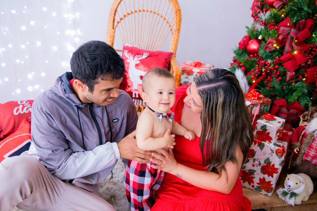 acompanhamento mensal de bebe caxias do sul figurino cenario tematico  personagem foto infantil serra gaucha fotografia familia mundo azul rosa ensaio fotografico crianca newborn baby menino menina smash the cake esmague o bolo banheira urso circo