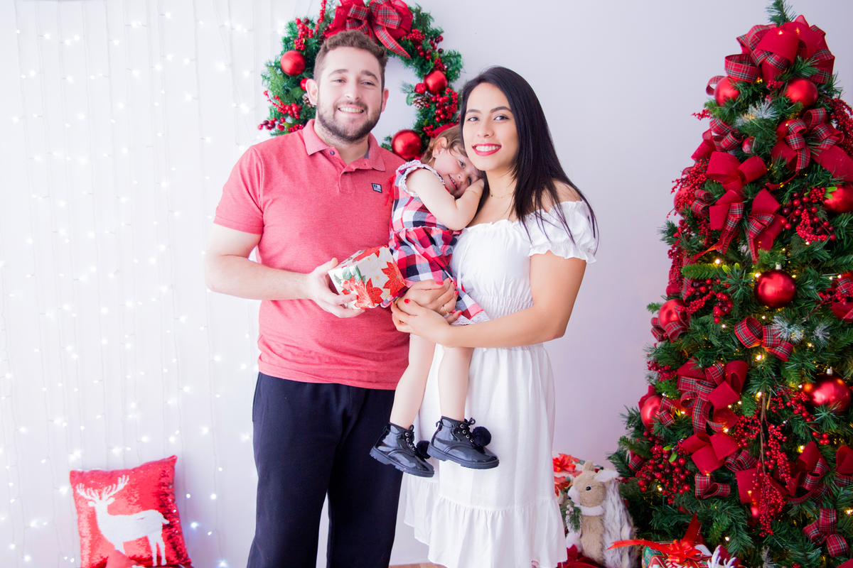 acompanhamento mensal de bebe caxias do sul figurino cenario tematico  personagem foto infantil serra gaucha fotografia familia mundo azul rosa ensaio fotografico crianca newborn baby menino menina smash the cake esmague o bolo banheira urso circo