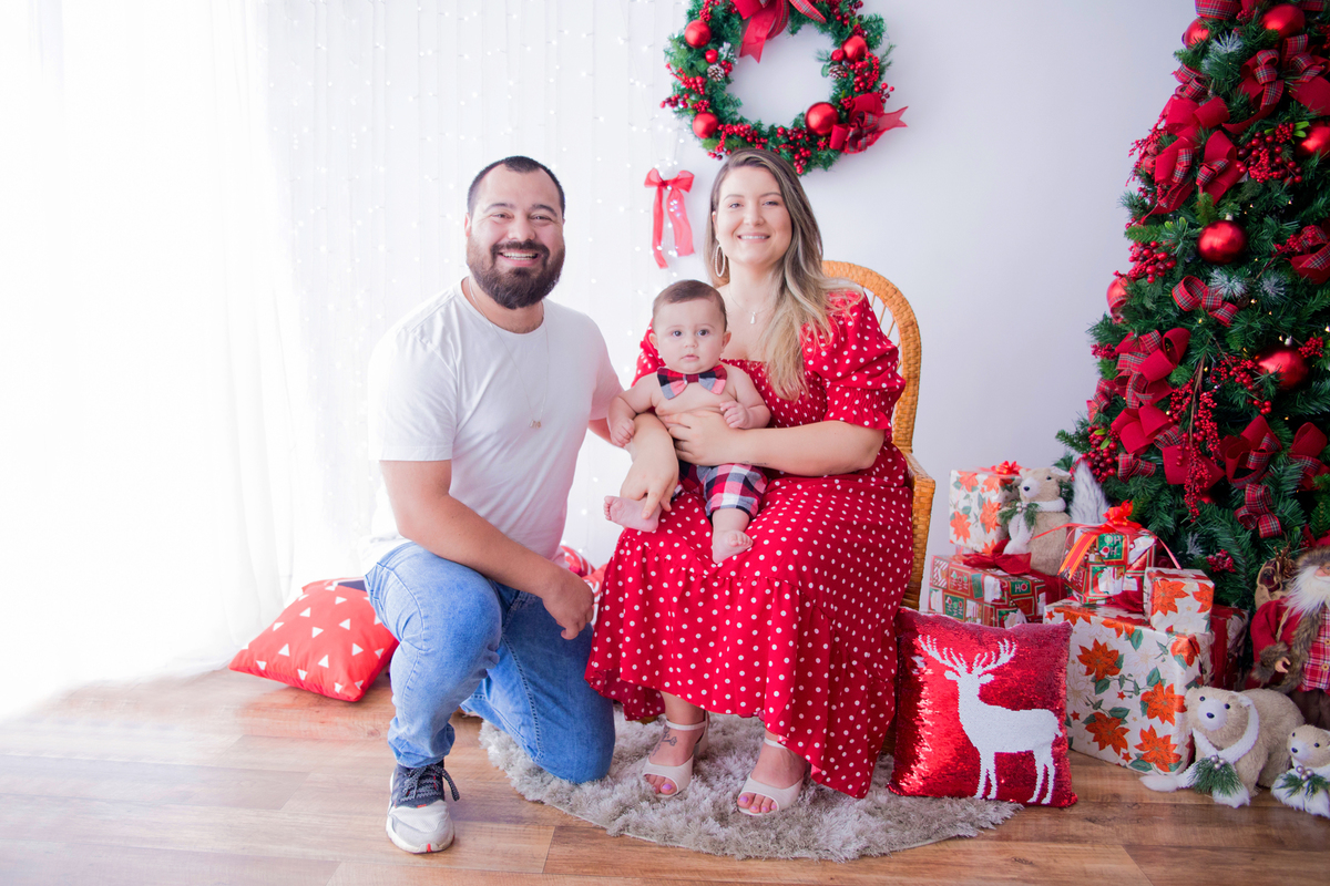 acompanhamento mensal de bebe caxias do sul figurino cenario tematico  personagem foto infantil serra gaucha fotografia familia mundo azul rosa ensaio fotografico crianca newborn baby menino menina smash the cake esmague o bolo banheira urso circo