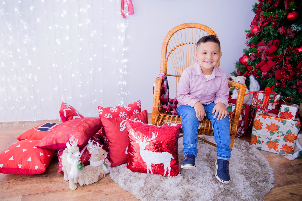 acompanhamento mensal de bebe caxias do sul figurino cenario tematico  personagem foto infantil serra gaucha fotografia familia mundo azul rosa ensaio fotografico crianca newborn baby menino menina smash the cake esmague o bolo banheira urso circo