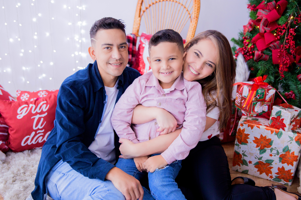 acompanhamento mensal de bebe caxias do sul figurino cenario tematico  personagem foto infantil serra gaucha fotografia familia mundo azul rosa ensaio fotografico crianca newborn baby menino menina smash the cake esmague o bolo banheira urso circo