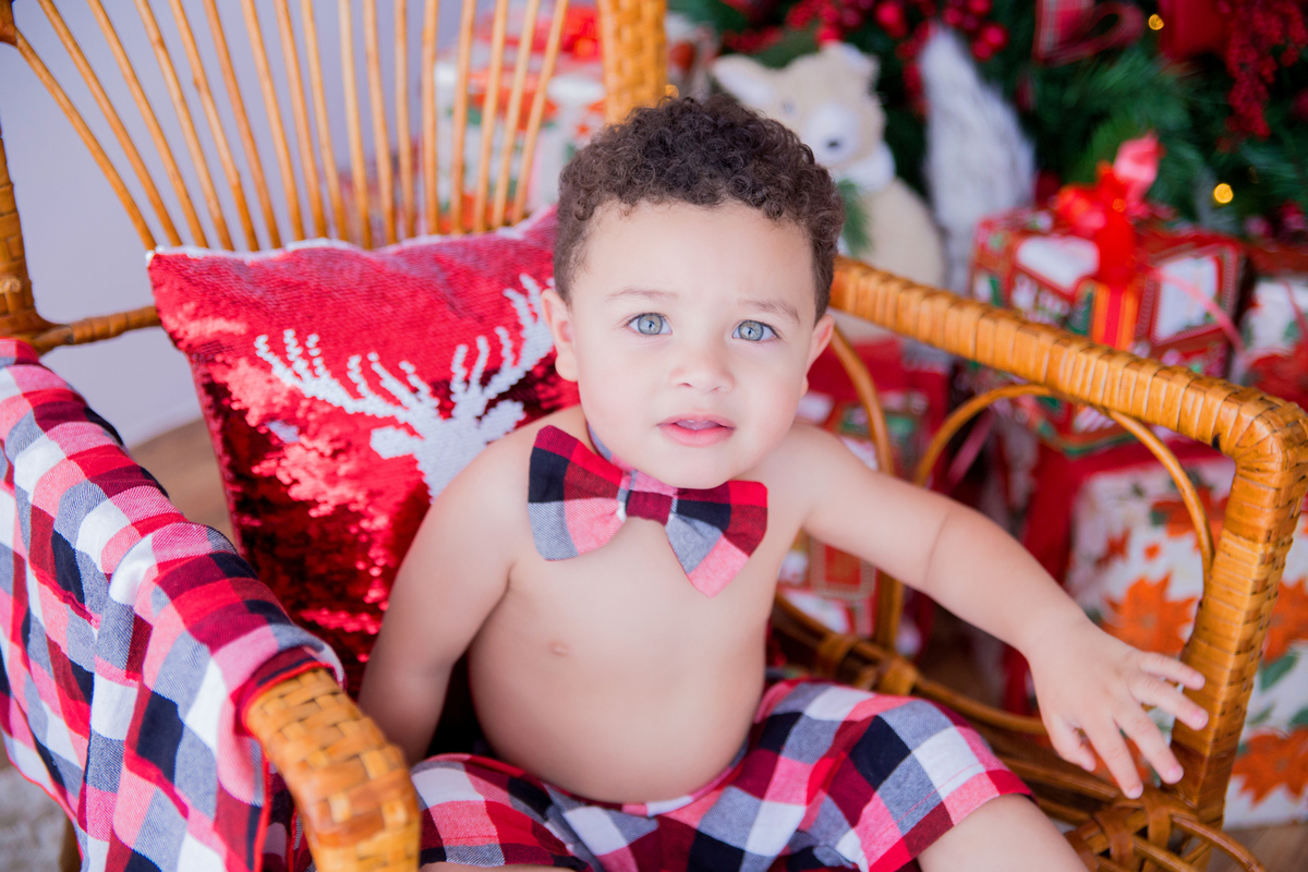 acompanhamento mensal de bebe caxias do sul figurino cenario tematico  personagem foto infantil serra gaucha fotografia familia mundo azul rosa ensaio fotografico crianca newborn baby menino menina smash the cake esmague o bolo banheira urso circo