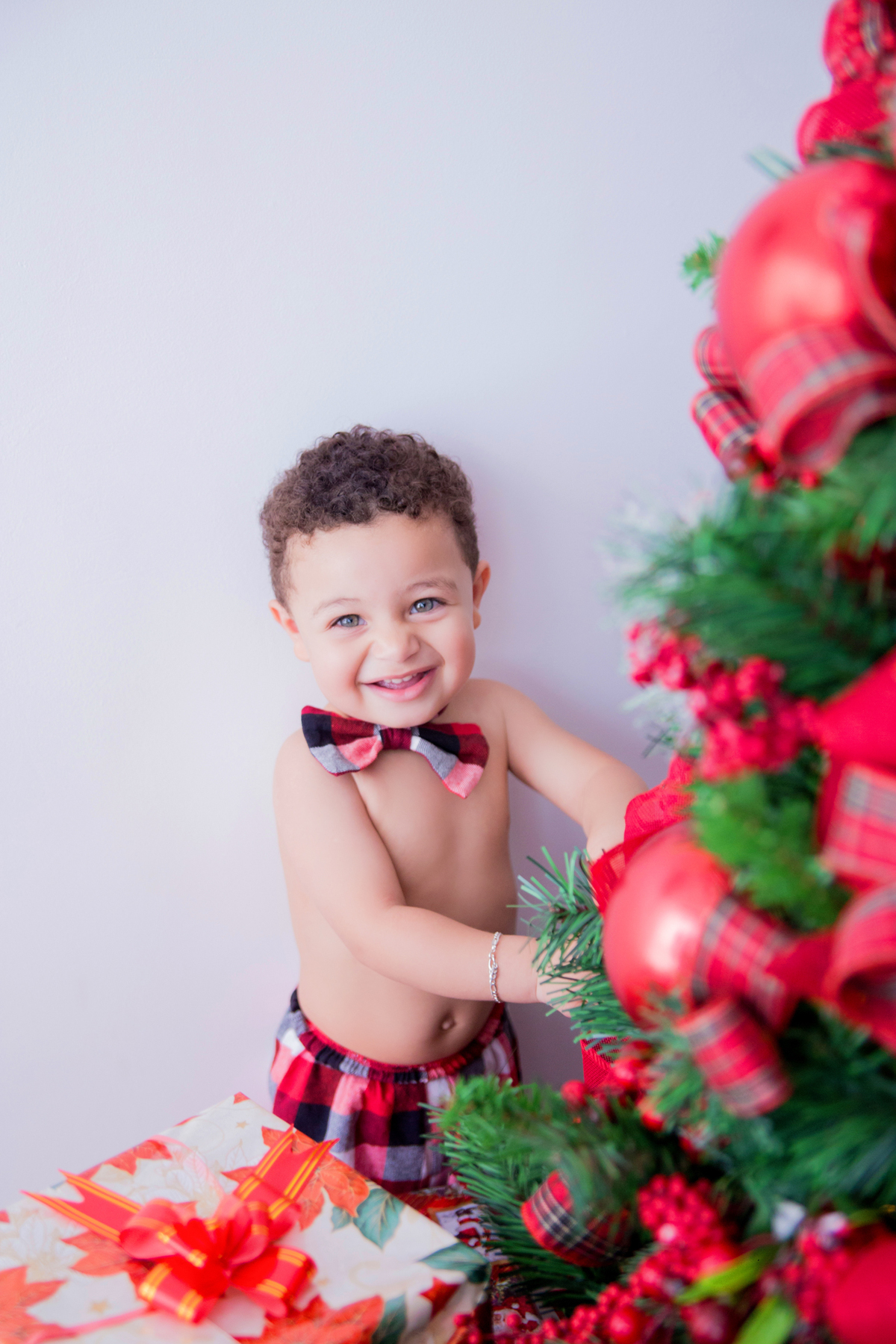 acompanhamento mensal de bebe caxias do sul figurino cenario tematico  personagem foto infantil serra gaucha fotografia familia mundo azul rosa ensaio fotografico crianca newborn baby menino menina smash the cake esmague o bolo banheira urso circo