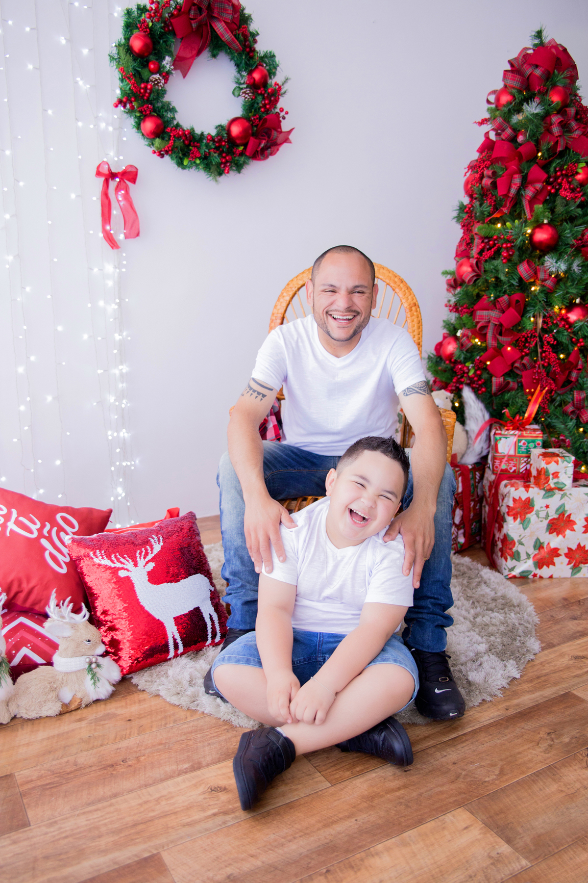 acompanhamento mensal de bebe caxias do sul figurino cenario tematico  personagem foto infantil serra gaucha fotografia familia mundo azul rosa ensaio fotografico crianca newborn baby menino menina smash the cake esmague o bolo banheira urso circo