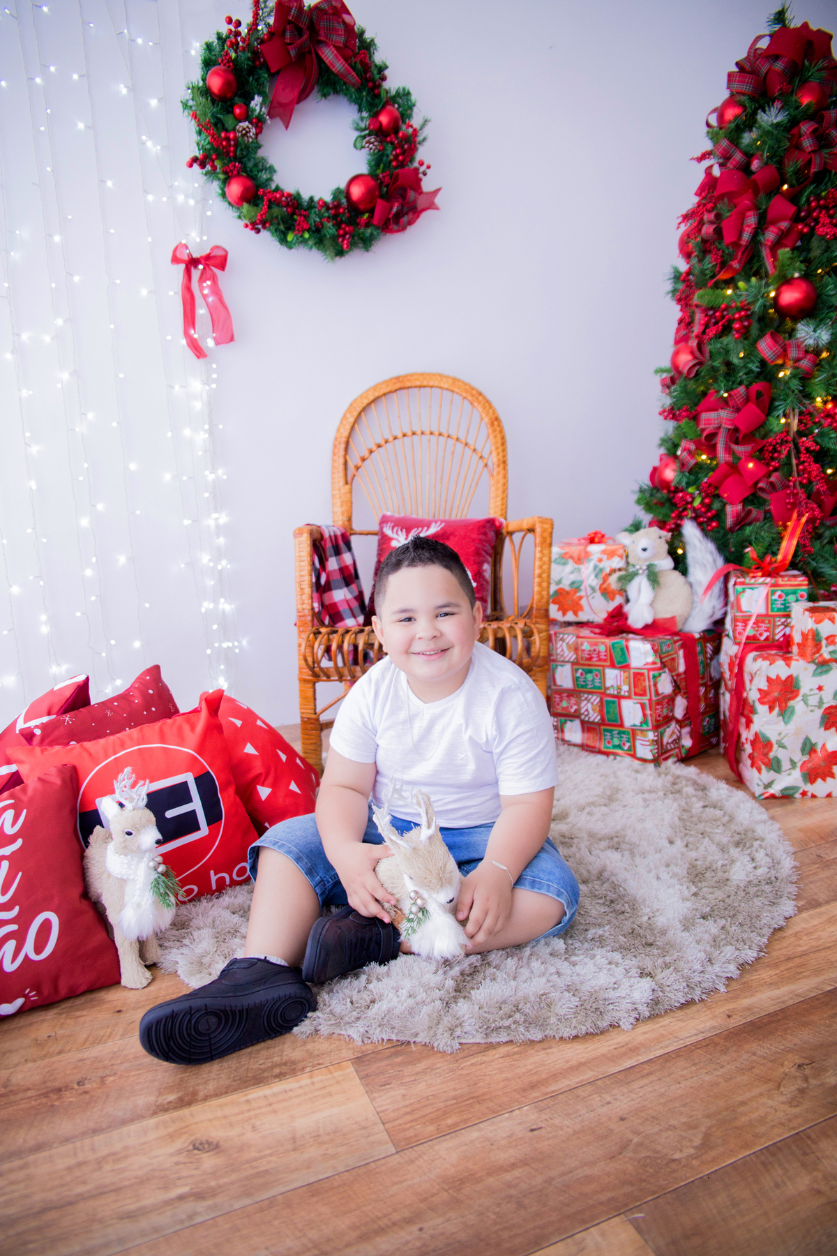 acompanhamento mensal de bebe caxias do sul figurino cenario tematico  personagem foto infantil serra gaucha fotografia familia mundo azul rosa ensaio fotografico crianca newborn baby menino menina smash the cake esmague o bolo banheira urso circo