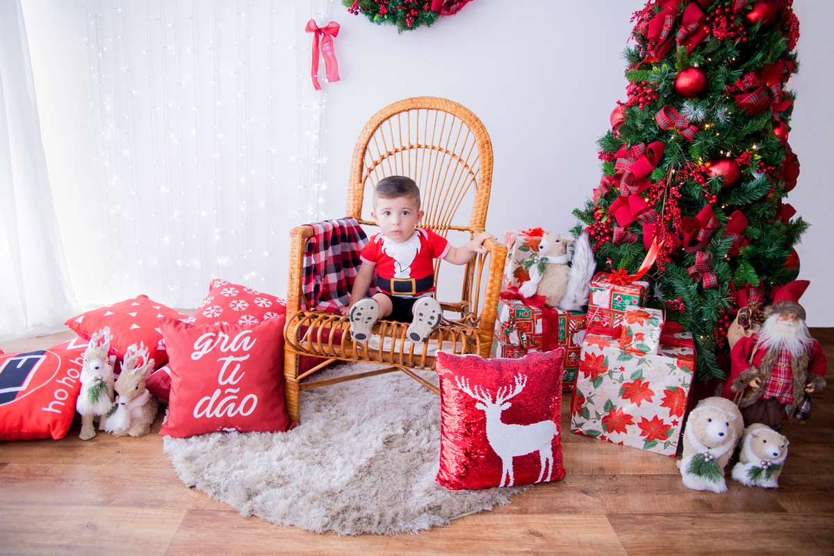 acompanhamento mensal de bebe caxias do sul figurino cenario tematico  personagem foto infantil serra gaucha fotografia familia mundo azul rosa ensaio fotografico crianca newborn baby menino menina smash the cake esmague o bolo banheira urso circo