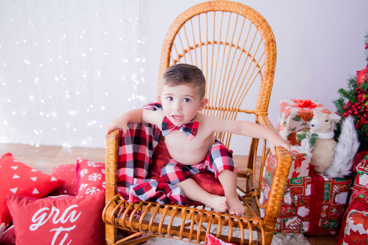 acompanhamento mensal de bebe caxias do sul figurino cenario tematico  personagem foto infantil serra gaucha fotografia familia mundo azul rosa ensaio fotografico crianca newborn baby menino menina smash the cake esmague o bolo banheira urso circo