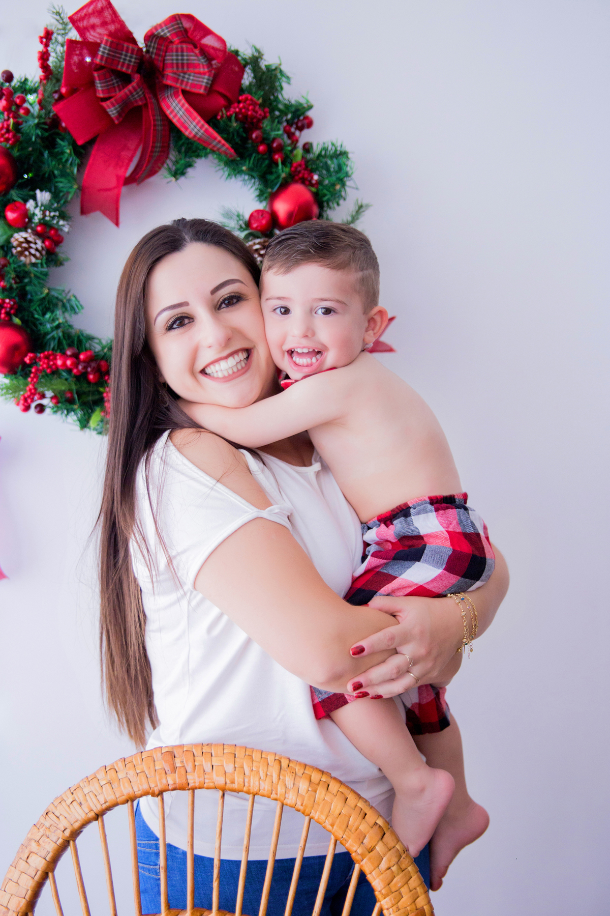 acompanhamento mensal de bebe caxias do sul figurino cenario tematico  personagem foto infantil serra gaucha fotografia familia mundo azul rosa ensaio fotografico crianca newborn baby menino menina smash the cake esmague o bolo banheira urso circo