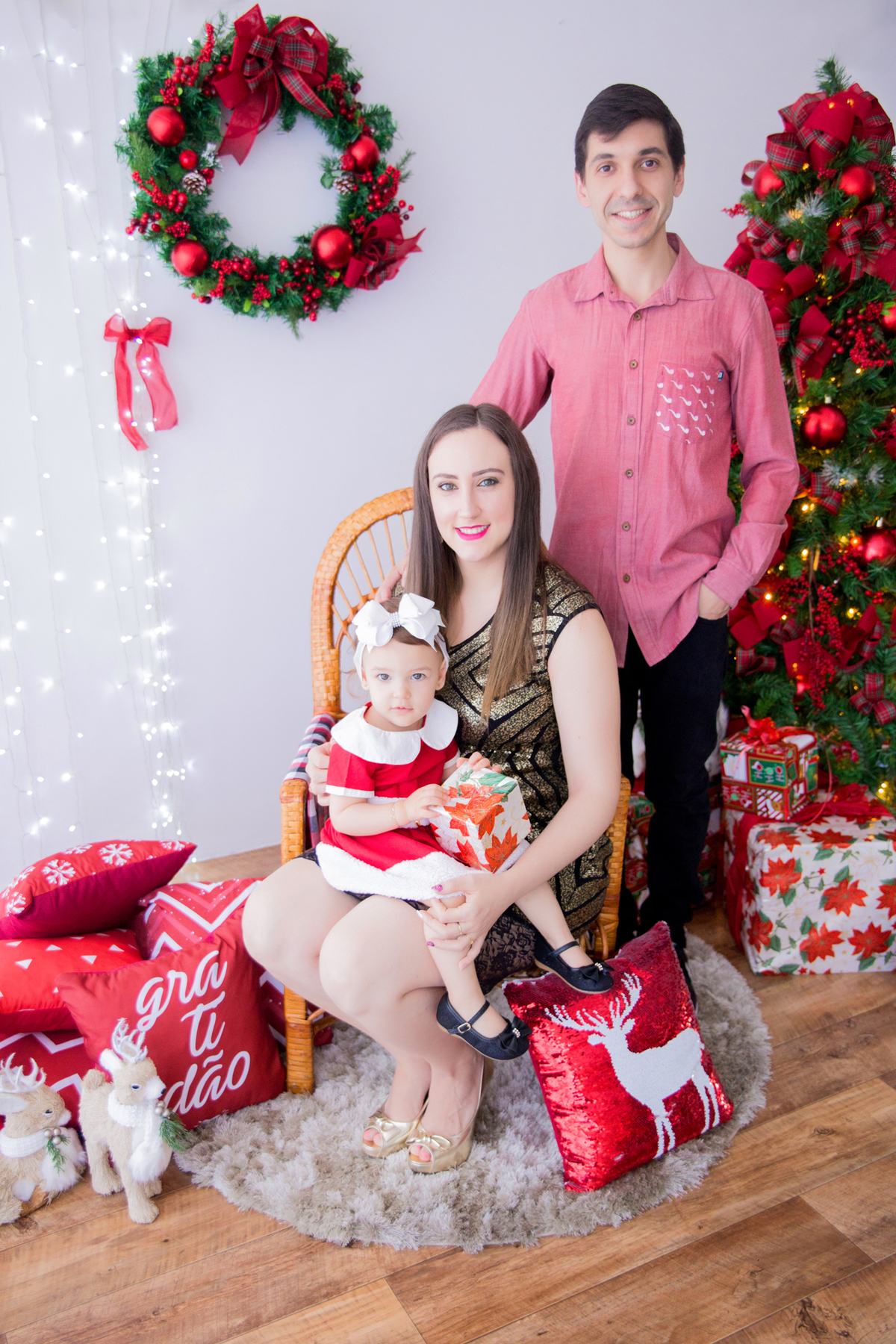 acompanhamento mensal de bebe caxias do sul figurino cenario tematico  personagem foto infantil serra gaucha fotografia familia mundo azul rosa ensaio fotografico crianca newborn baby menino menina smash the cake esmague o bolo banheira urso circo