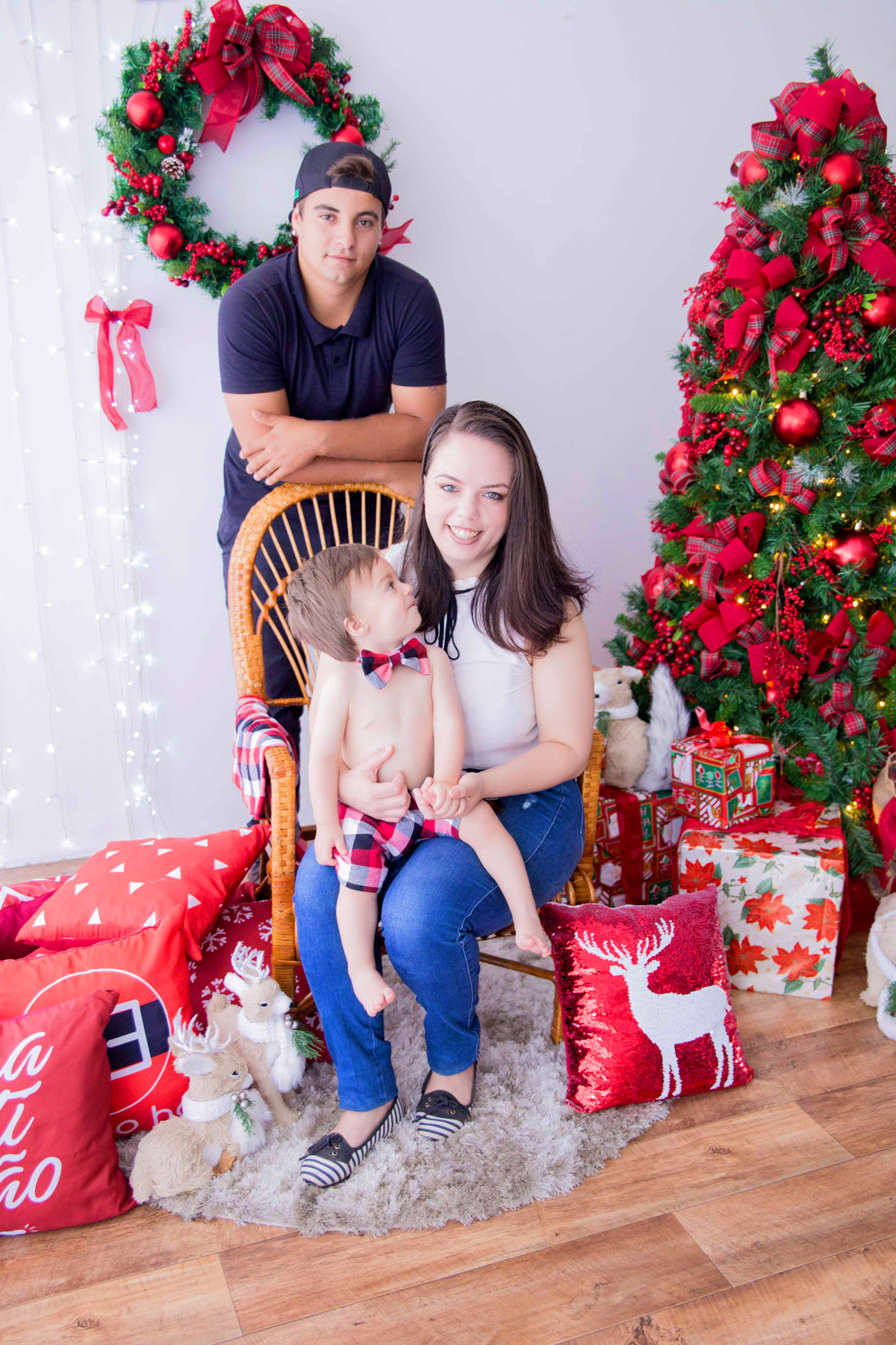 acompanhamento mensal de bebe caxias do sul figurino cenario tematico  personagem foto infantil serra gaucha fotografia familia mundo azul rosa ensaio fotografico crianca newborn baby menino menina smash the cake esmague o bolo banheira urso circo