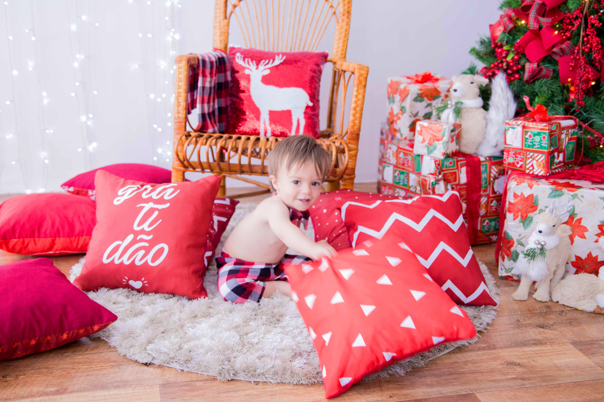 acompanhamento mensal de bebe caxias do sul figurino cenario tematico  personagem foto infantil serra gaucha fotografia familia mundo azul rosa ensaio fotografico crianca newborn baby menino menina smash the cake esmague o bolo banheira urso circo