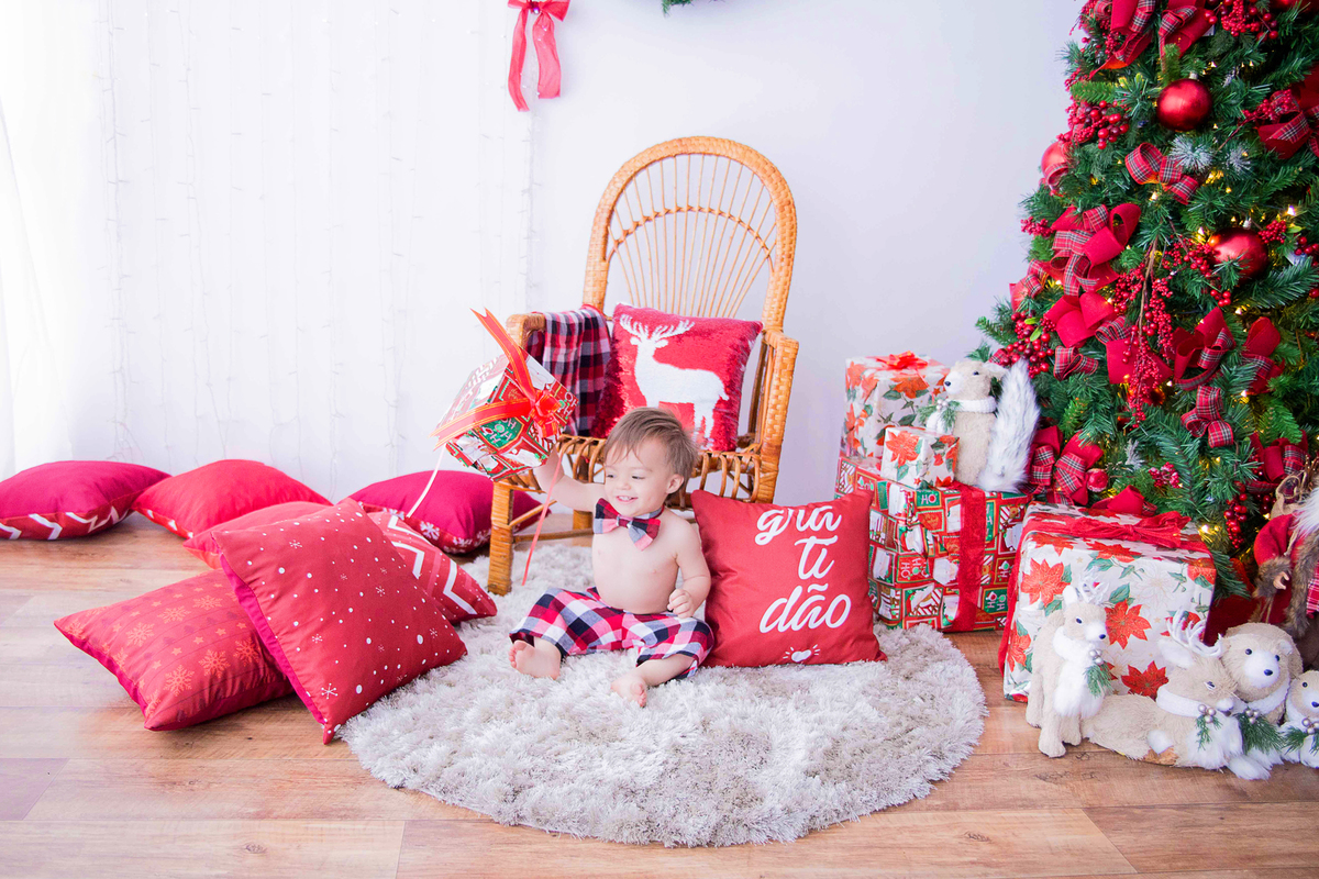 acompanhamento mensal de bebe caxias do sul figurino cenario tematico  personagem foto infantil serra gaucha fotografia familia mundo azul rosa ensaio fotografico crianca newborn baby menino menina smash the cake esmague o bolo banheira urso circo