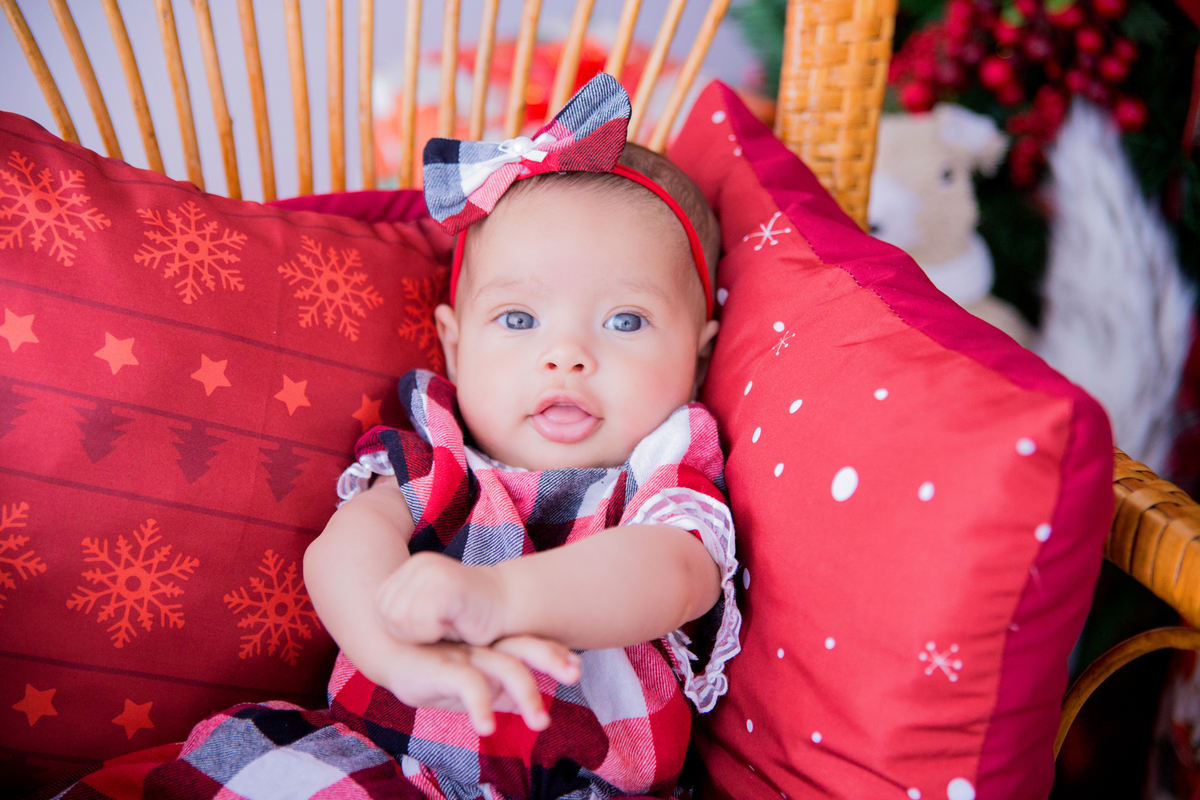 acompanhamento mensal de bebe caxias do sul figurino cenario tematico  personagem foto infantil serra gaucha fotografia familia mundo azul rosa ensaio fotografico crianca newborn baby menino menina smash the cake esmague o bolo banheira urso circo
