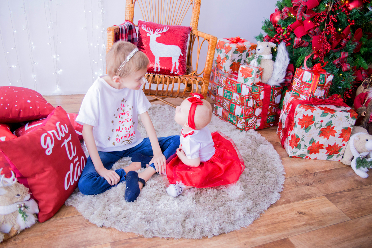 acompanhamento mensal de bebe caxias do sul figurino cenario tematico  personagem foto infantil serra gaucha fotografia familia mundo azul rosa ensaio fotografico crianca newborn baby menino menina smash the cake esmague o bolo banheira urso circo