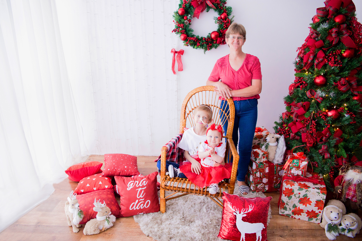 acompanhamento mensal de bebe caxias do sul figurino cenario tematico  personagem foto infantil serra gaucha fotografia familia mundo azul rosa ensaio fotografico crianca newborn baby menino menina smash the cake esmague o bolo banheira urso circo