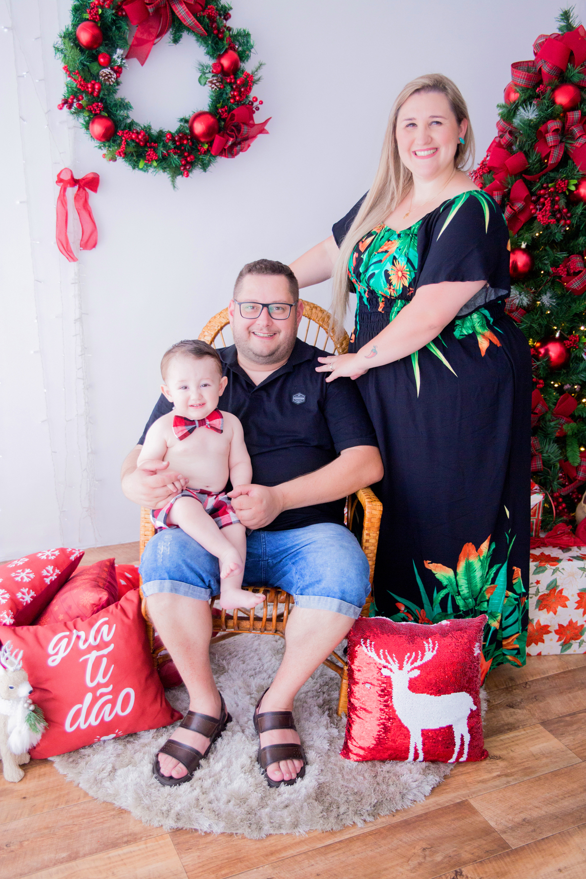 acompanhamento mensal de bebe caxias do sul figurino cenario tematico  personagem foto infantil serra gaucha fotografia familia mundo azul rosa ensaio fotografico crianca newborn baby menino menina smash the cake esmague o bolo banheira urso circo