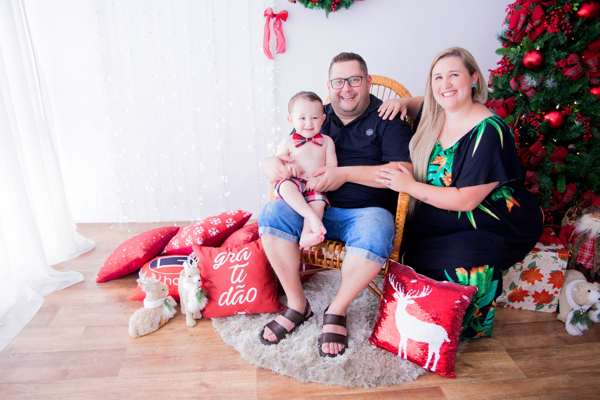 acompanhamento mensal de bebe caxias do sul figurino cenario tematico  personagem foto infantil serra gaucha fotografia familia mundo azul rosa ensaio fotografico crianca newborn baby menino menina smash the cake esmague o bolo banheira urso circo