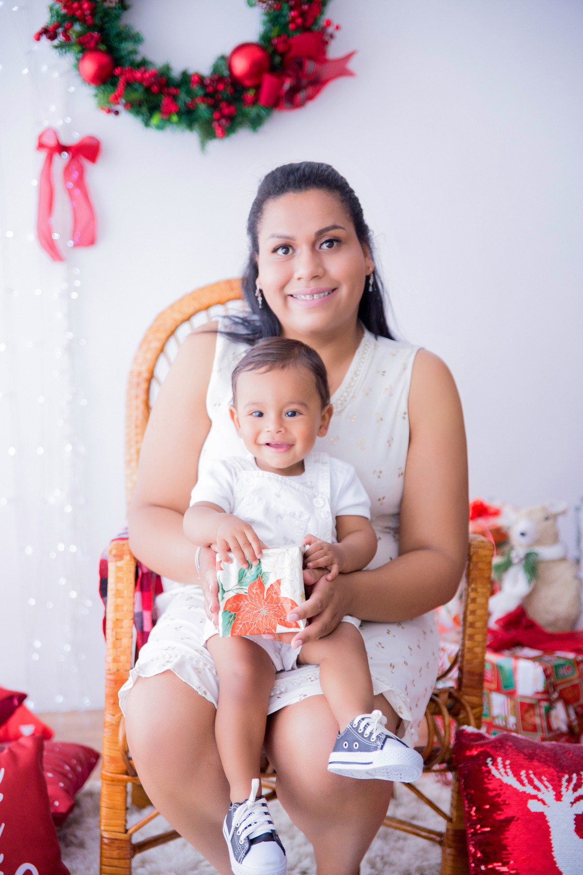 acompanhamento mensal de bebe caxias do sul figurino cenario tematico  personagem foto infantil serra gaucha fotografia familia mundo azul rosa ensaio fotografico crianca newborn baby menino menina smash the cake esmague o bolo banheira urso circo