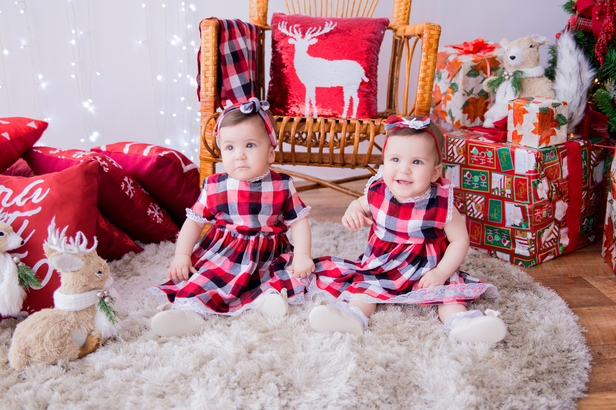 acompanhamento mensal de bebe caxias do sul figurino cenario tematico  personagem foto infantil serra gaucha fotografia familia mundo azul rosa ensaio fotografico crianca newborn baby menino menina smash the cake esmague o bolo banheira urso circo