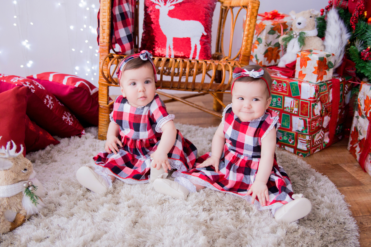 acompanhamento mensal de bebe caxias do sul figurino cenario tematico  personagem foto infantil serra gaucha fotografia familia mundo azul rosa ensaio fotografico crianca newborn baby menino menina smash the cake esmague o bolo banheira urso circo