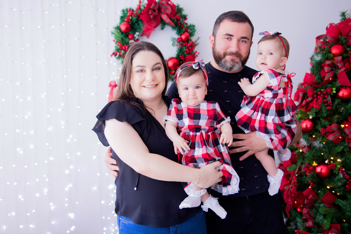 acompanhamento mensal de bebe caxias do sul figurino cenario tematico  personagem foto infantil serra gaucha fotografia familia mundo azul rosa ensaio fotografico crianca newborn baby menino menina smash the cake esmague o bolo banheira urso circo
