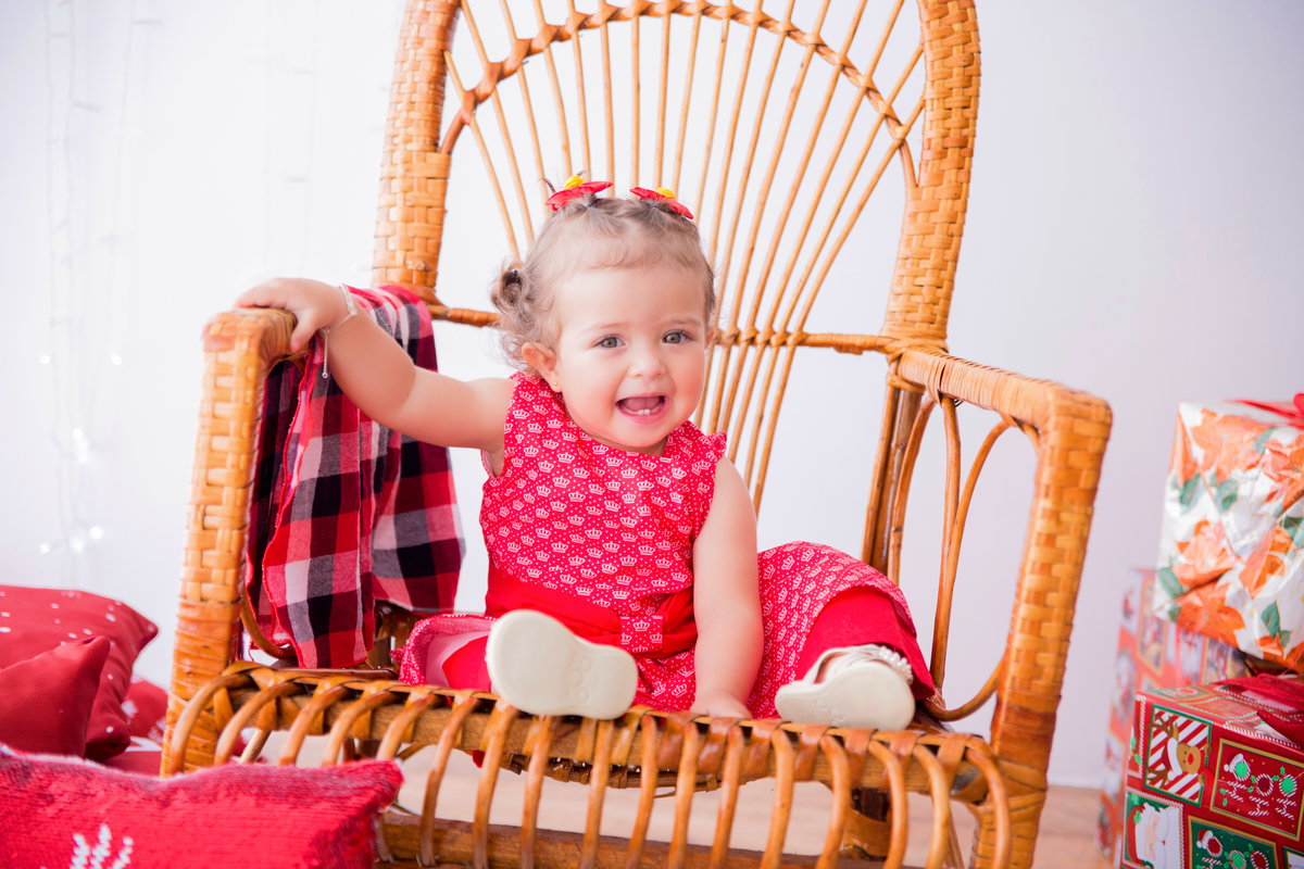 acompanhamento mensal de bebe caxias do sul figurino cenario tematico  personagem foto infantil serra gaucha fotografia familia mundo azul rosa ensaio fotografico crianca newborn baby menino menina smash the cake esmague o bolo banheira urso circo