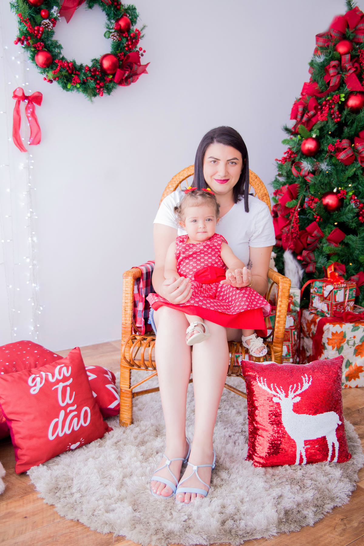 acompanhamento mensal de bebe caxias do sul figurino cenario tematico  personagem foto infantil serra gaucha fotografia familia mundo azul rosa ensaio fotografico crianca newborn baby menino menina smash the cake esmague o bolo banheira urso circo