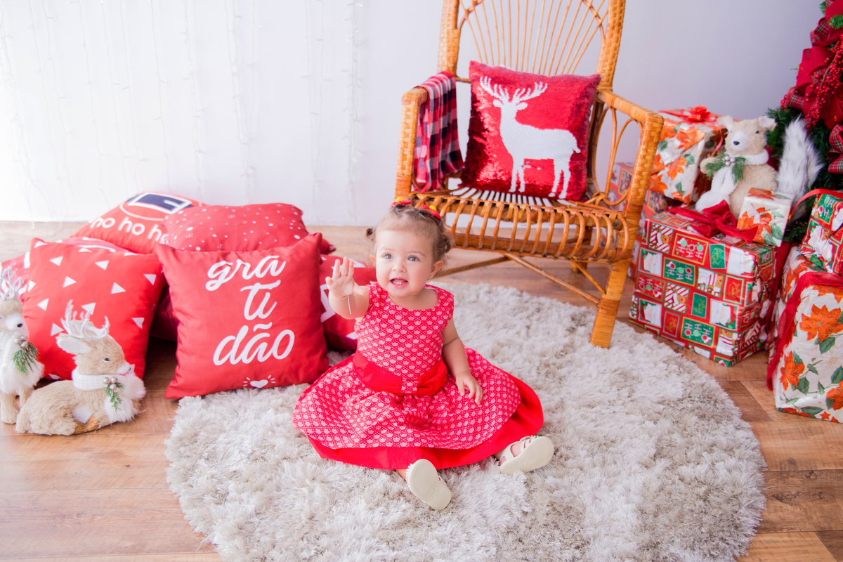 acompanhamento mensal de bebe caxias do sul figurino cenario tematico  personagem foto infantil serra gaucha fotografia familia mundo azul rosa ensaio fotografico crianca newborn baby menino menina smash the cake esmague o bolo banheira urso circo