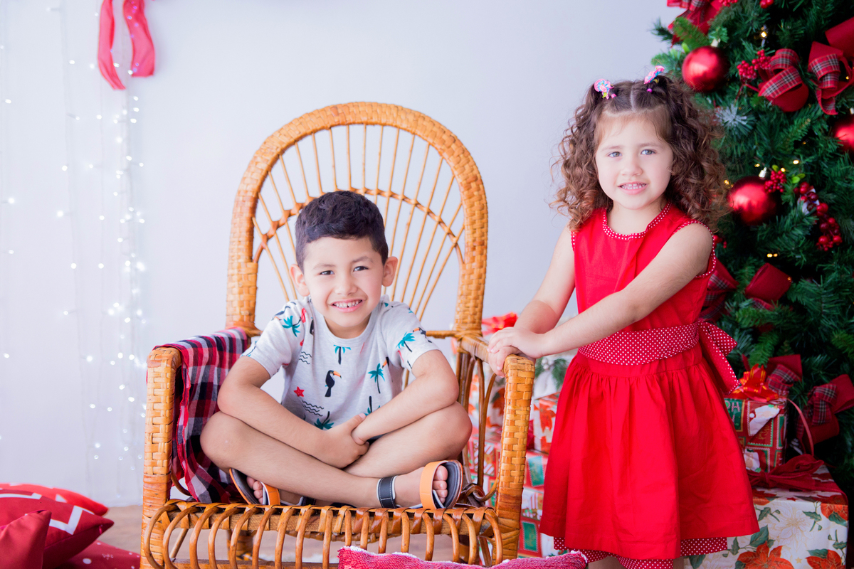 acompanhamento mensal de bebe caxias do sul figurino cenario tematico  personagem foto infantil serra gaucha fotografia familia mundo azul rosa ensaio fotografico crianca newborn baby menino menina smash the cake esmague o bolo banheira urso circo