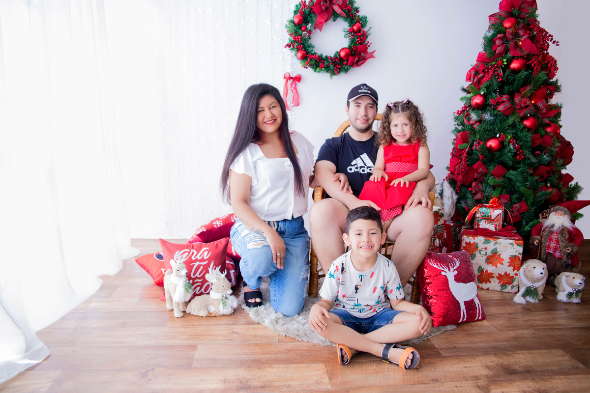 acompanhamento mensal de bebe caxias do sul figurino cenario tematico  personagem foto infantil serra gaucha fotografia familia mundo azul rosa ensaio fotografico crianca newborn baby menino menina smash the cake esmague o bolo banheira urso circo