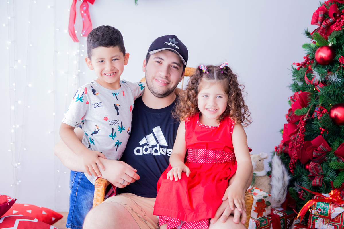 acompanhamento mensal de bebe caxias do sul figurino cenario tematico  personagem foto infantil serra gaucha fotografia familia mundo azul rosa ensaio fotografico crianca newborn baby menino menina smash the cake esmague o bolo banheira urso circo